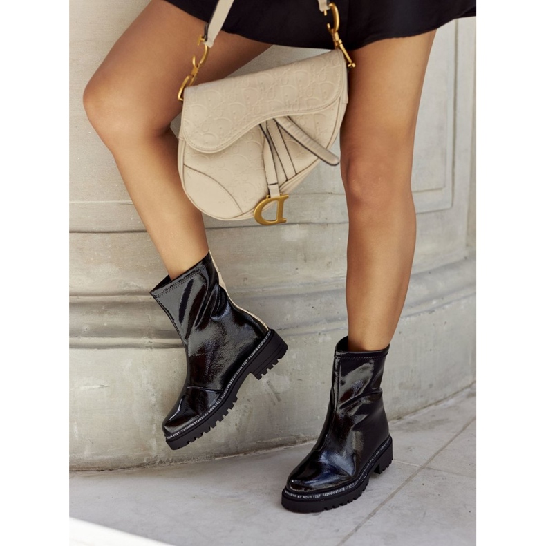 S.Barski Dámské teplé černé lakované boty Merellien černá 1