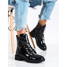 VINCEZA Black Workers černá 2