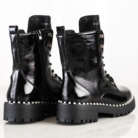 Bestelle Černí dělníci s perlami černá 1