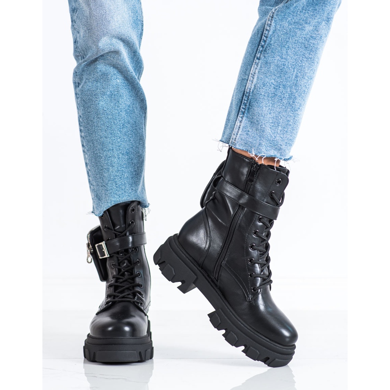 Módní pracovníci na platformě VINCEZA černý 2