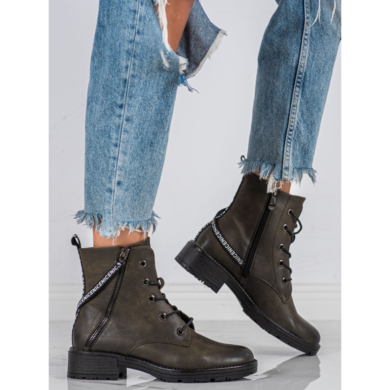 Kozačky s ozdobným páskem Vinceza zelená 1