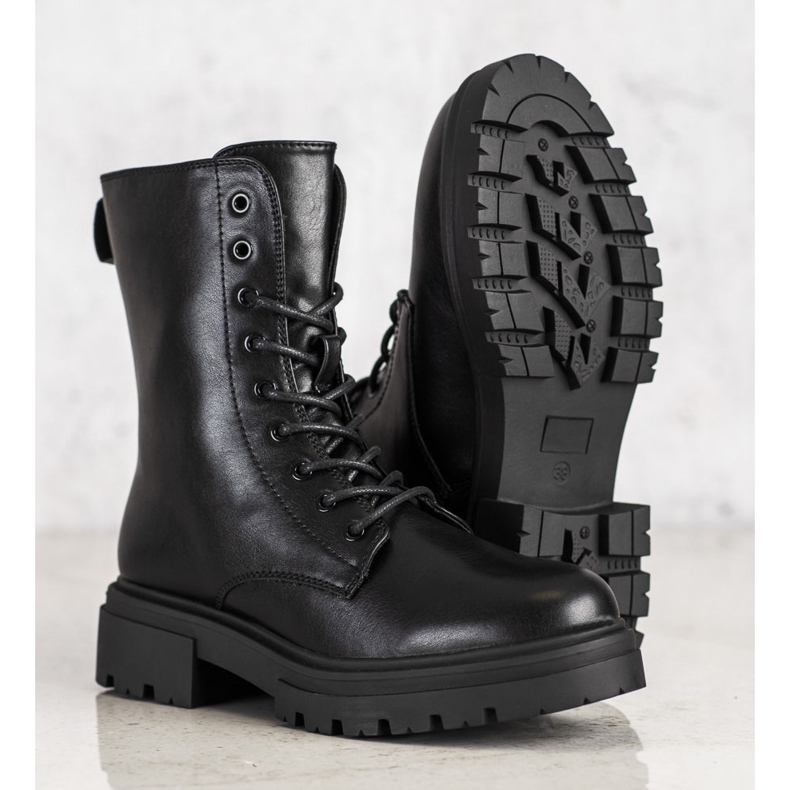 Evento Teplé boty s eko kůží černá 1