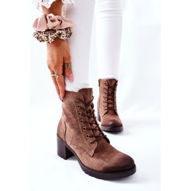 Vinceza Dámské boty na podpatku z teplého semiše béžové barvy Dunaff béžový hnědý 1 Vinceza Dámské boty na podpatku z teplého semiše béžové barvy Dunaff béžový hnědý 1