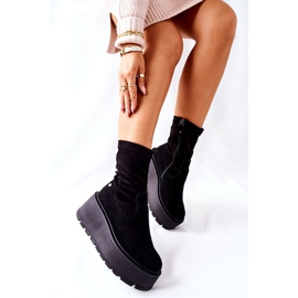 Semišové boty na platformě Maciejka Black 05319-01 černá 2