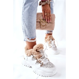 Dámské sportovní zateplené boty Bílé srdce bije bílý 1 Dámské sportovní zateplené boty Bílé srdce bije bílý 1