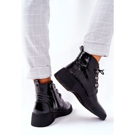 S.Barski Černé lakované pracovní boty Vica černá 2