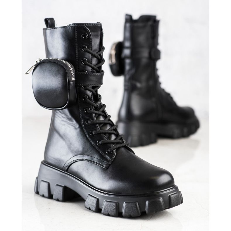 Bestelle Módní kozačky s kapsou černý 1