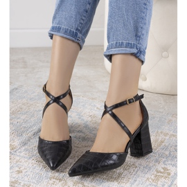 Černé lodičky na sloupku Strutt černá 1 Černé lodičky na sloupku Strutt černá 1