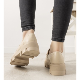 Béžové mokasíny na vysoké podrážce Reyna béžový 1