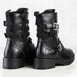 Erynn Černí dělníci s ozdobnými sponami černá 1