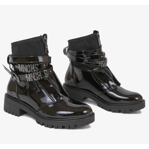 Černě lesklí mochinští dělníci černá 1