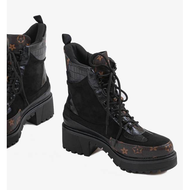 Černé tašky s hnědými vložkami černý 1