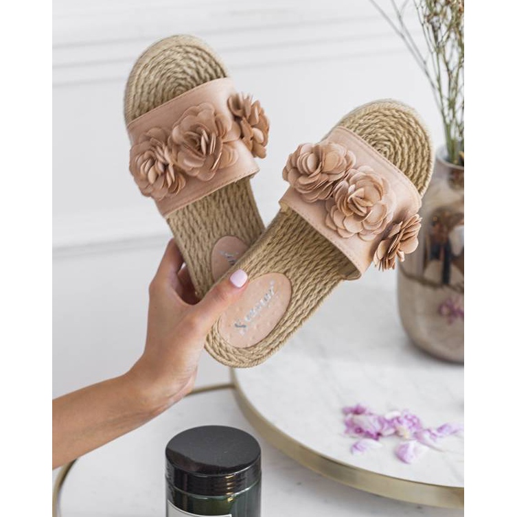 Béžové dámské pantofle Sun Sparrow růžový 1