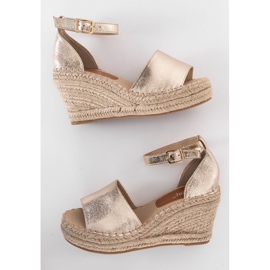 Zlaté espadrilky Holiday Vibes zlatý 4