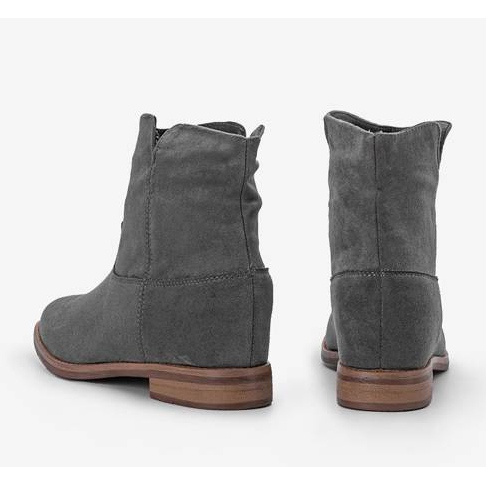 Šedé boty na vnitřním klínu Veni šedá 2