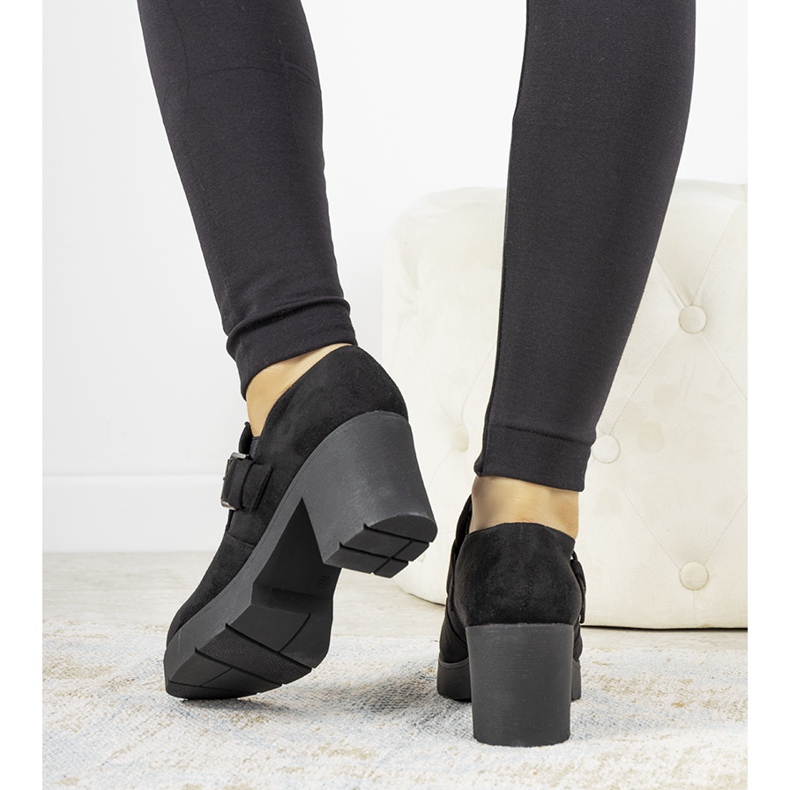 Černé boty na postu Leonie černý 1