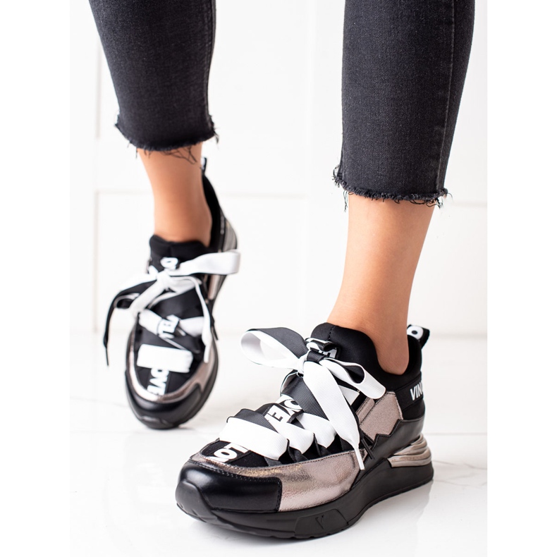 Tenisky převázané stuhou VINCEZA černá zlatý 1