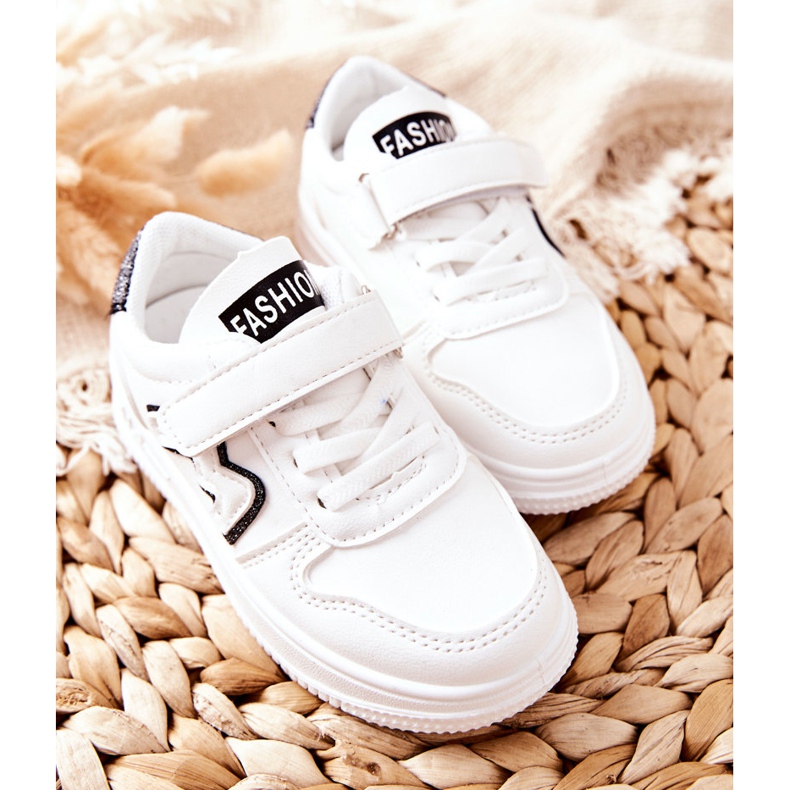 Dětské sportovní boty se suchým zipem černé a bílé Santi bílý černá 2