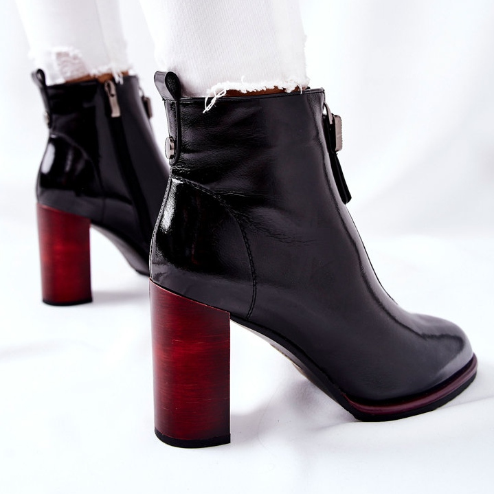 S.Barski Dámské černé boty lakované na sloupku Cofton černá 1 S.Barski Dámské černé boty lakované na sloupku Cofton černá 1