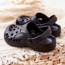 Flameshoes Dětské domácí pantofle Black Kroks černý 1