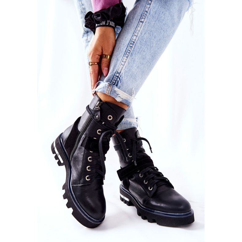 Černé kožené boty Maciejka 05219-01 černá 2