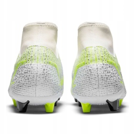Kopačky Nike Superfly 8 Academy Ag M CV0842-107 stříbrný 3