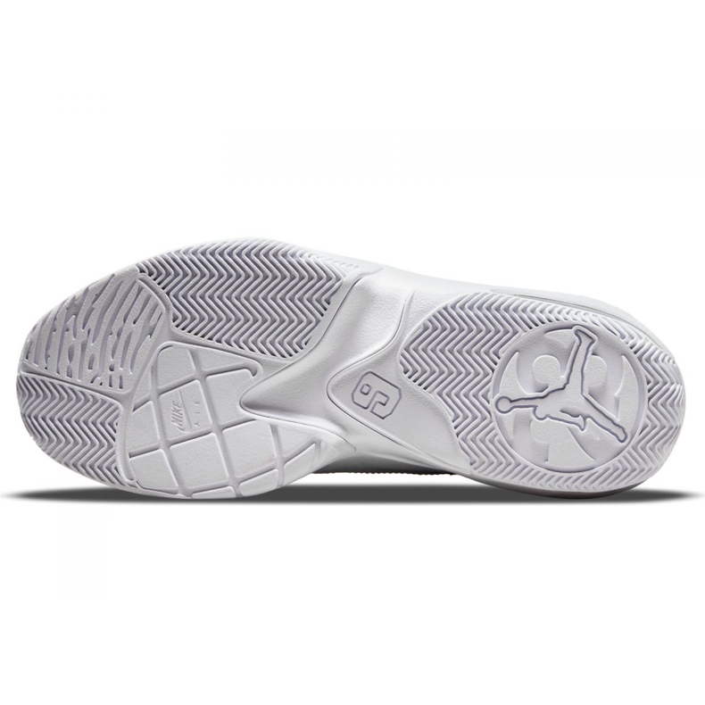 Nike Jordan Max Aura 3 M CZ4167-101 bílý 2 Nike Jordan Max Aura 3 M CZ4167-101 bílý 2