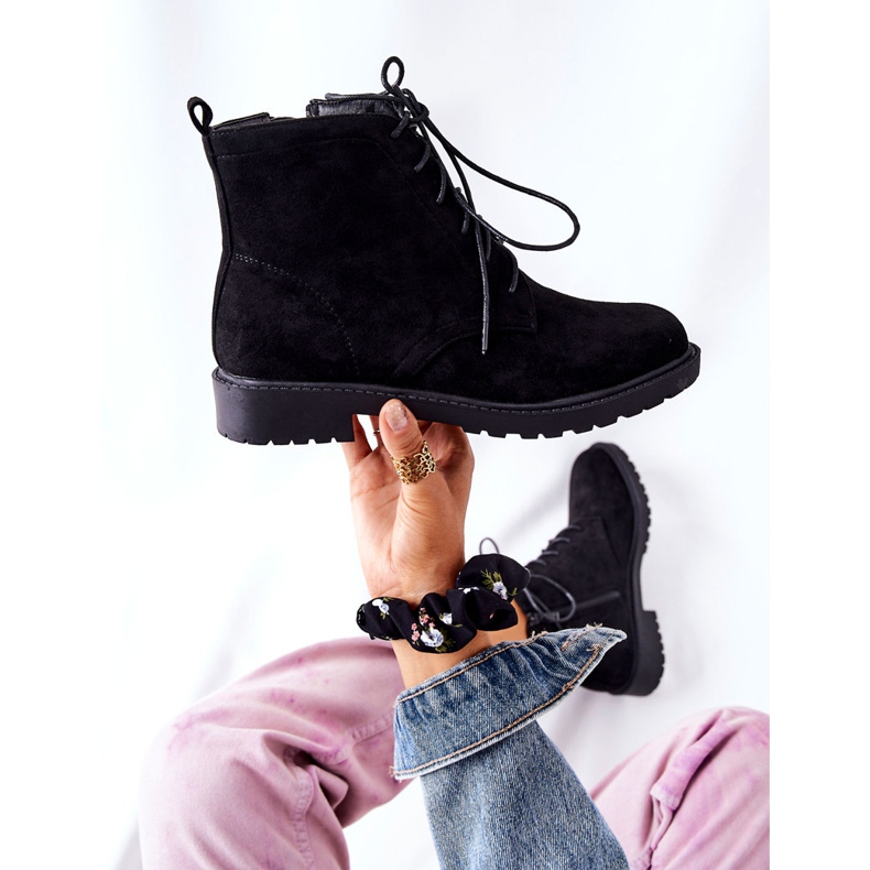 PH1 Klasické černé vázané boty Melome černá 1