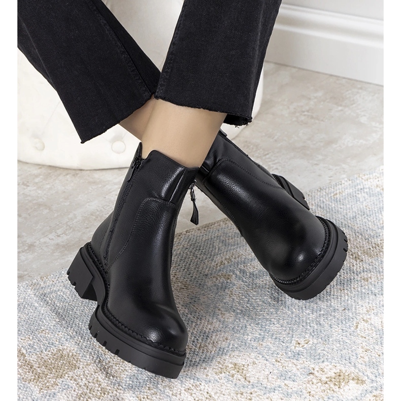 Dámské černé boty Victorine černá 1