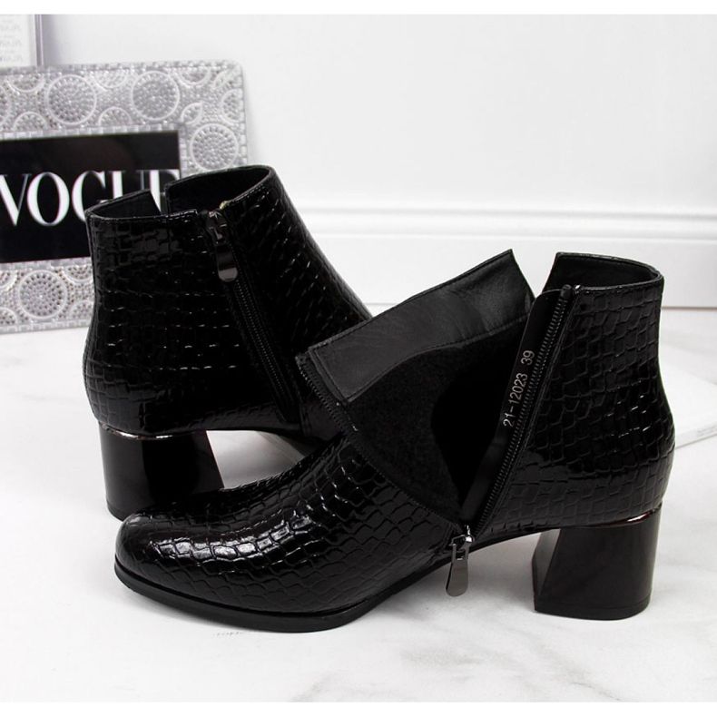 Kozačky na vysokém podpatku s hadí kůží Potocki W WOL30A černá 1