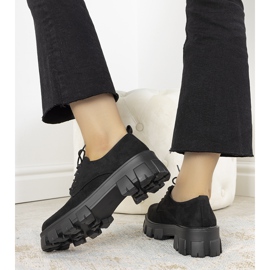 Černé boty na tlusté podrážce Melisande černý 1