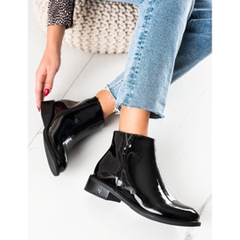 Černé lakované boty VINCEZA černý 1