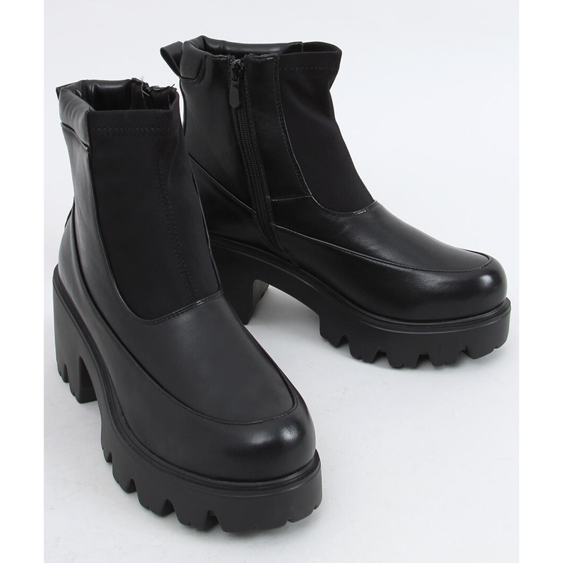 Černé boty na silné podrážce CH19208 Černá černý 1