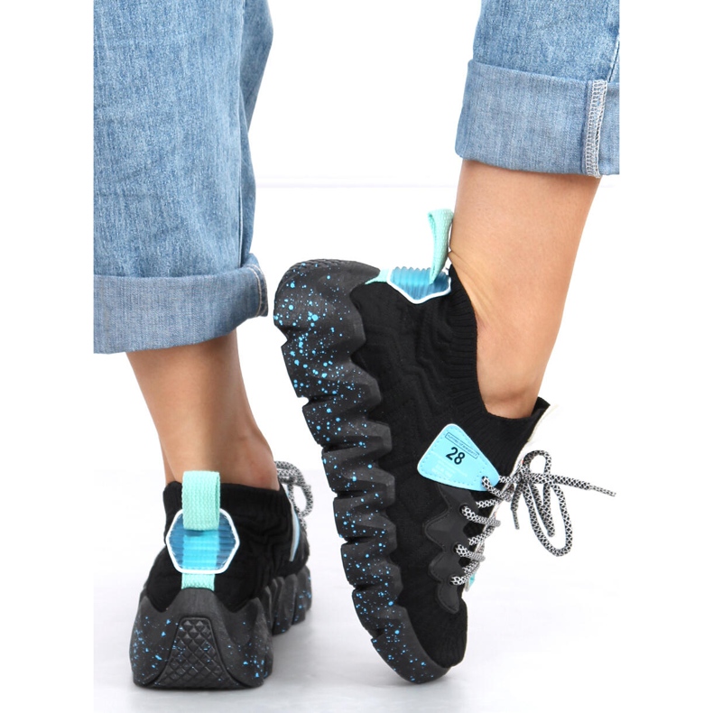 Černá sportovní obuv NB387 Allblack na vysoké podrážce 1