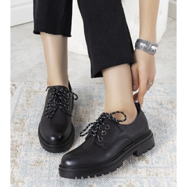 Černé boty na silné podrážce od Gingras černá 1