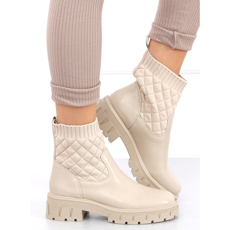 Boty s prošívaným svrškem Elin Beige béžový 2 Boty s prošívaným svrškem Elin Beige béžový 2