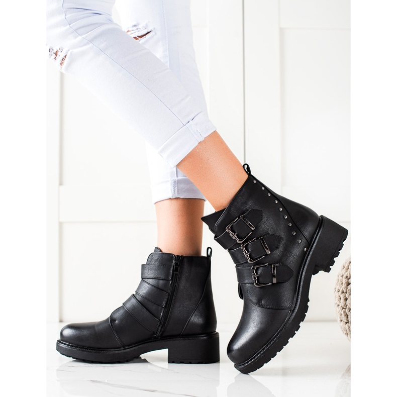 Anesia Paris Pracovníci se sponami černá 1