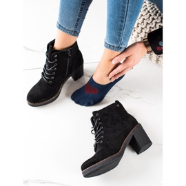 TRENDI Šněrovací kotníkové boty černý 2