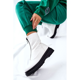 PE1 Dámské boty se zapínáním na zip na bílém pozadí bílý 1 PE1 Dámské boty se zapínáním na zip na bílém pozadí bílý 1