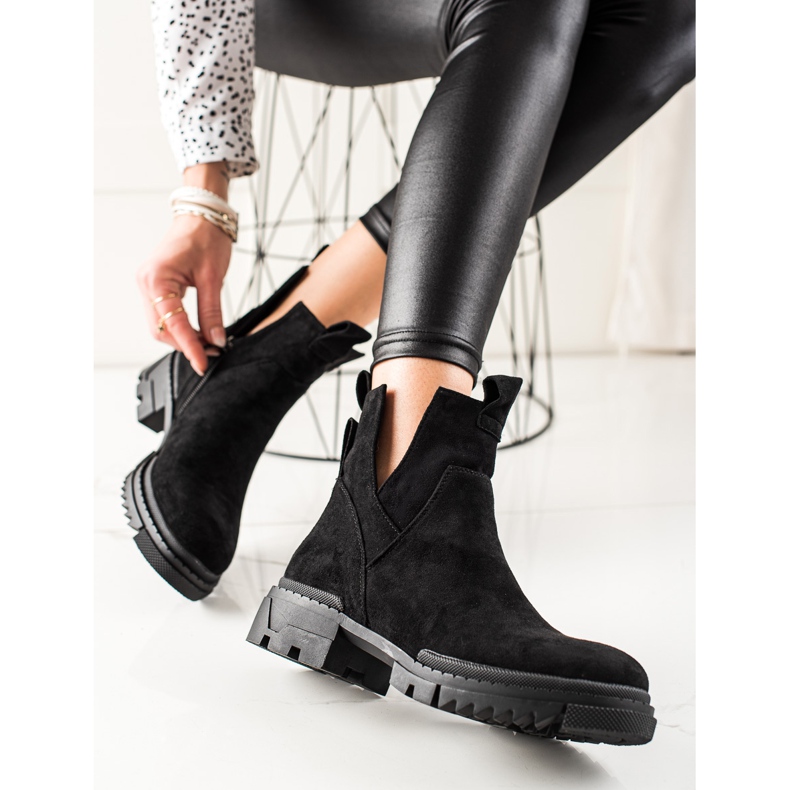 W. Potocki Vystřižené semišové sáčky černá 1 W. Potocki Vystřižené semišové sáčky černá 1