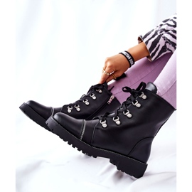 PG1 Klasické černé kožené boty Daiane s vázáním černá 2