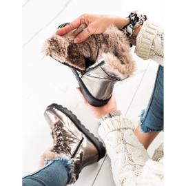 W. Potocki Teplé sněhule Potocki hnědý 1