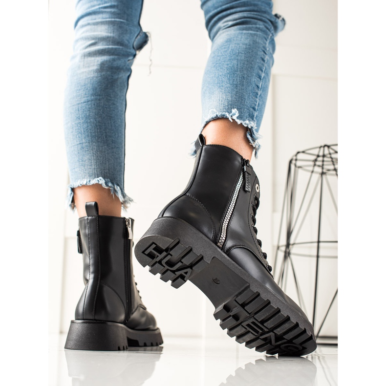 TRENDI Módní černé lapače černá 1