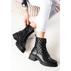 Bestelle Klasické prošívané trapery černá 1