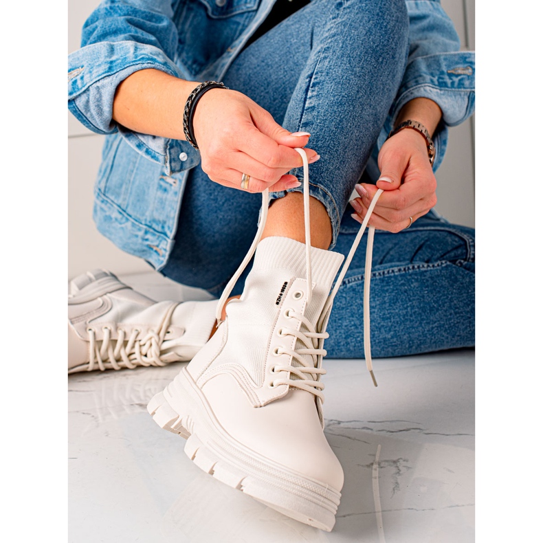 TRENDI Šněrovací béžové kozačky béžový 1