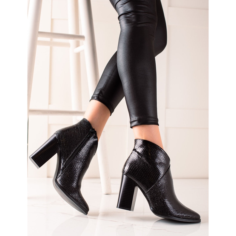 Filippo Boty s černým hadím potiskem černá 2