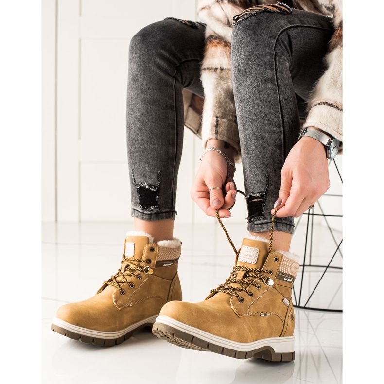 Goodin Pohodlné sportovní trapery hnědý 1