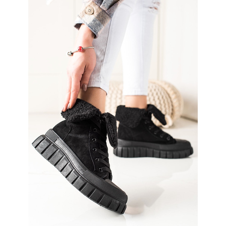 TRENDI Boty, Tenisky S Ovčí Kůží černá 1