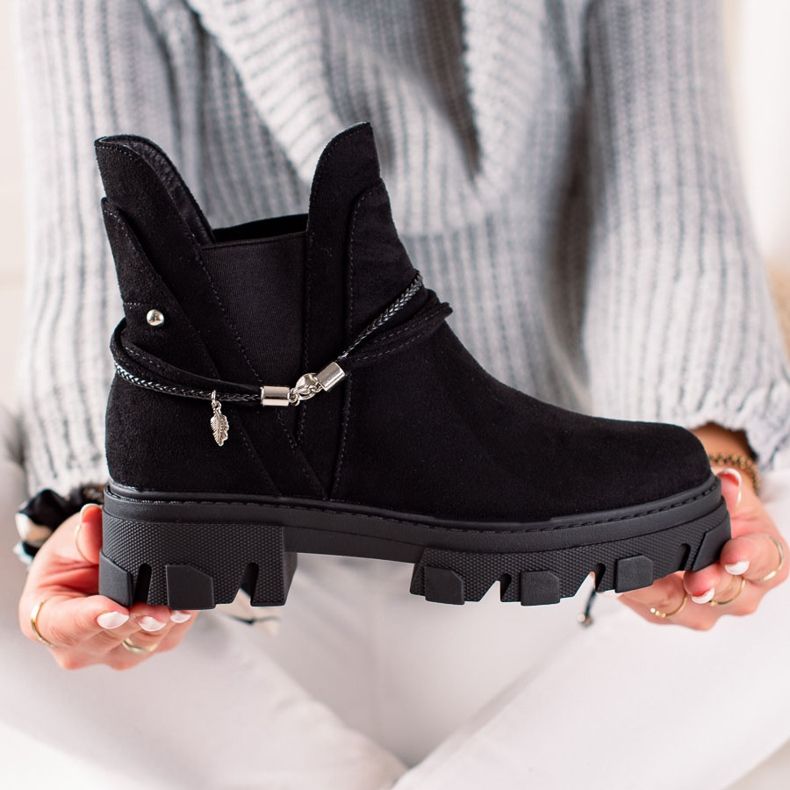 Goodin Nazouvací kozačky s ozdobnými pruhy černá 1