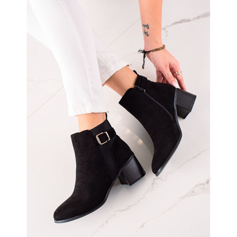 TRENDI Klasické semišové kozačky na vysokém podpatku černá 1